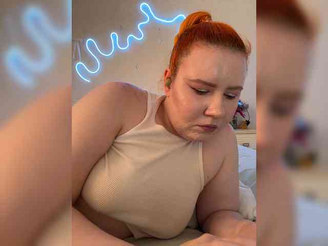 Luna_Lu webcam