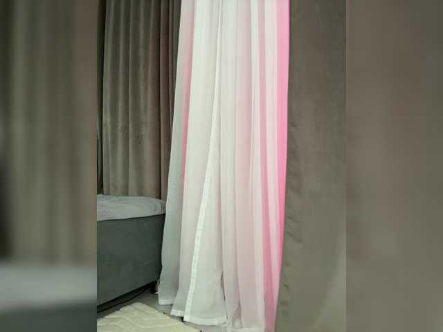 dee_zee live cam preview