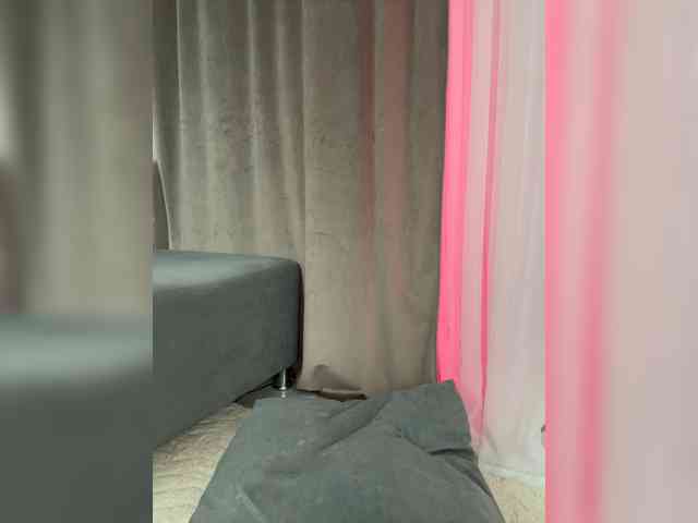 dee_zee