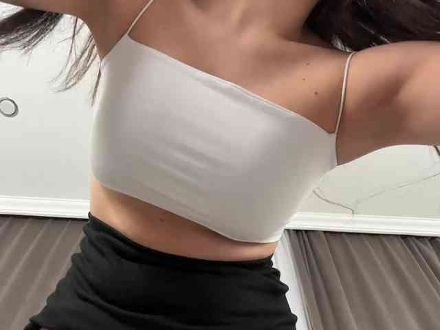 dee_zee webcam