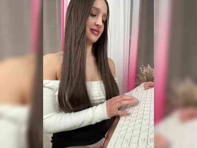 Модель: dee_zee