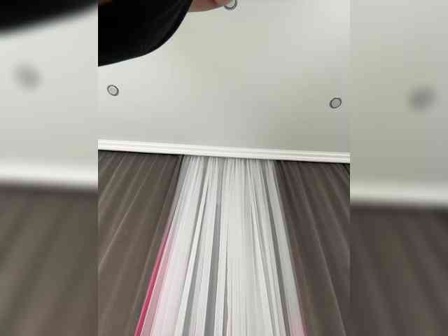 Модель: dee_zee