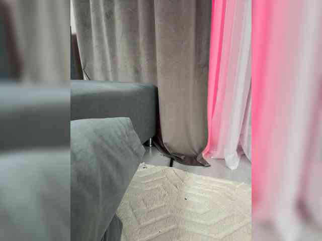 dee_zee webcam