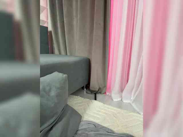 dee_zee's live room