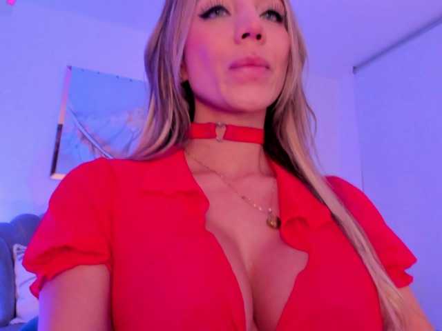 ZoePresley1 live cam