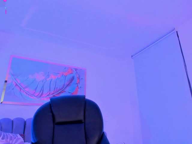 ZoePresley1 live webcam show