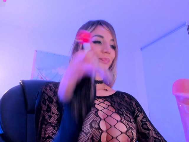 ZoePresley1 live cam preview