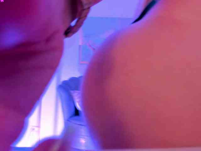 ZoePresley1 webcam