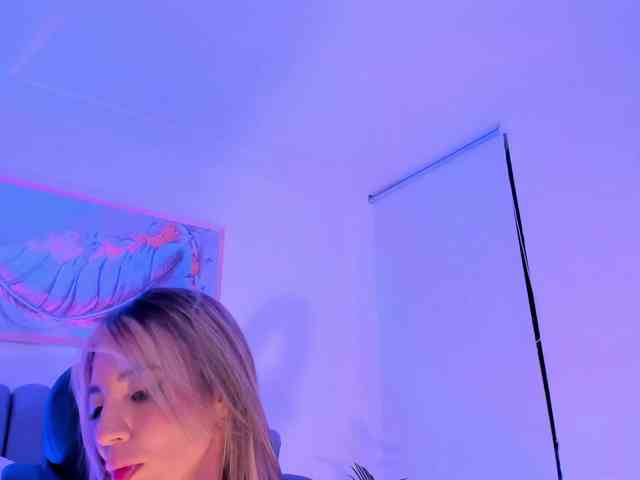 ZoePresley1 webcam