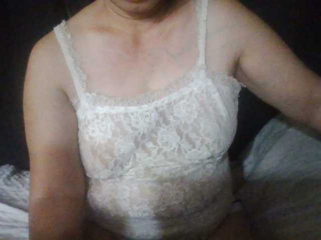 HotSqrt4u live cam on BongaCams