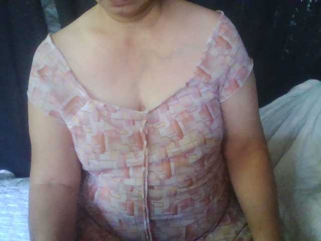 HotSqrt4u live cam on BongaCams