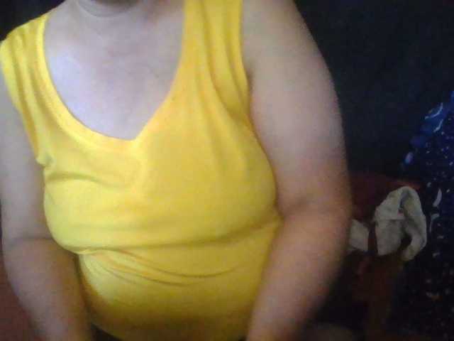 HotSqrt4u live cam on BongaCams