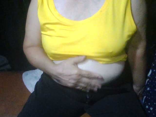 HotSqrt4u live cam on BongaCams