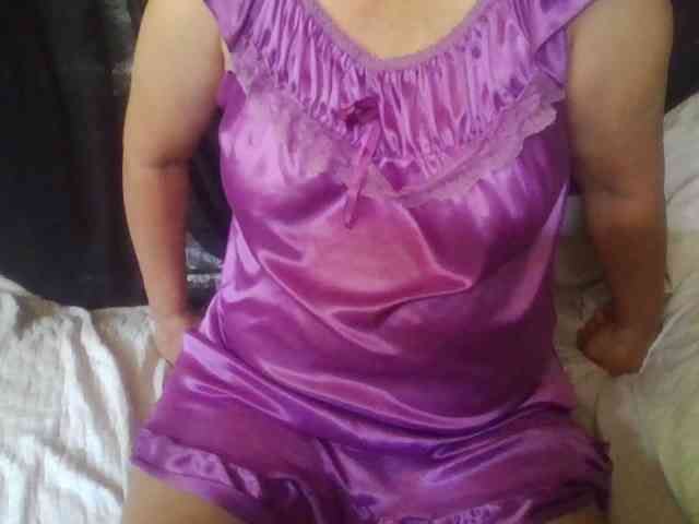 HotSqrt4u webcam