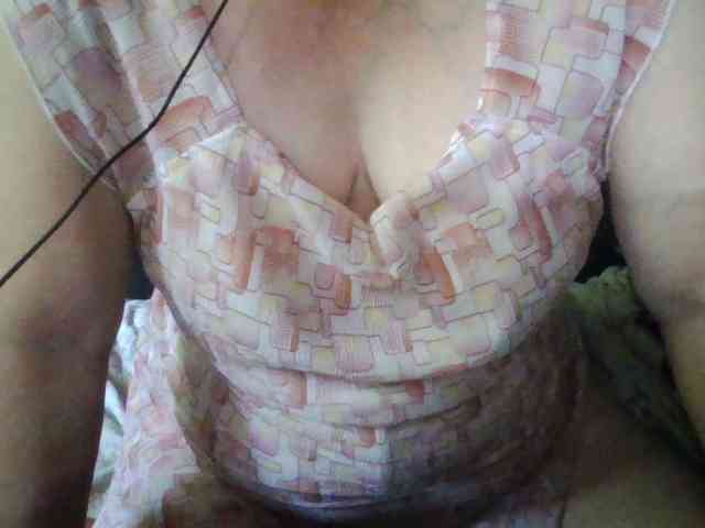 HotSqrt4u webcam