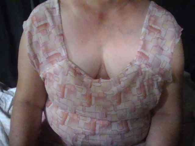 HotSqrt4u webcam