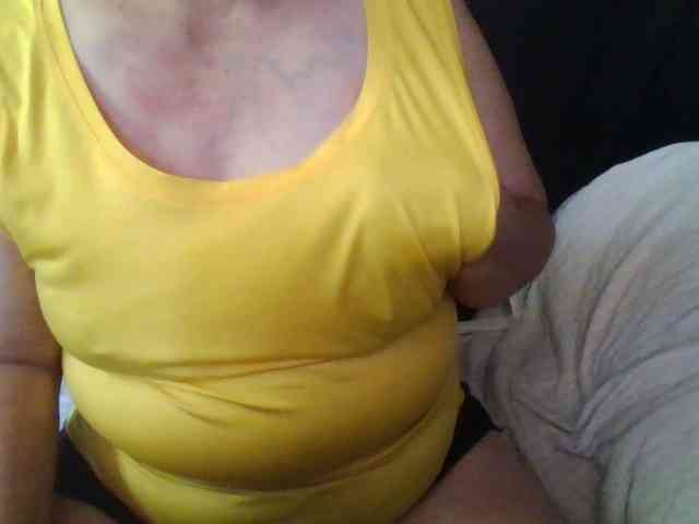 HotSqrt4u webcam