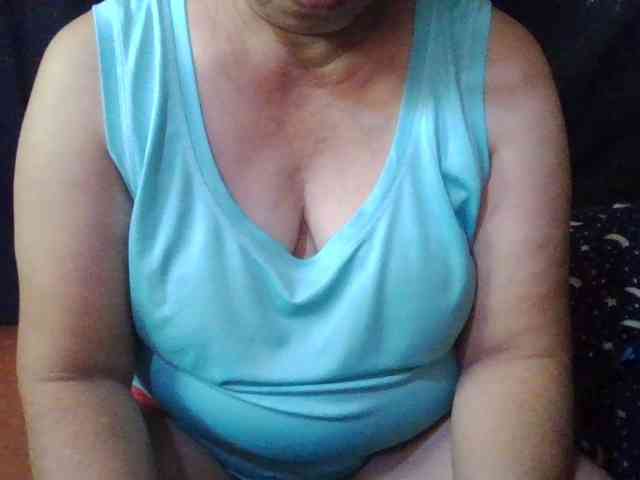 HotSqrt4u webcam