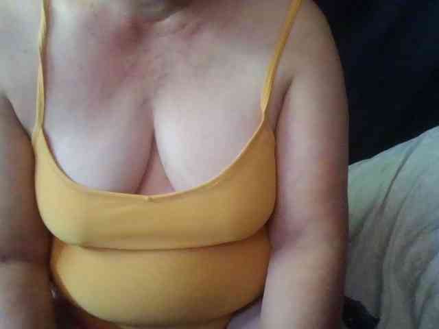 HotSqrt4u webcam