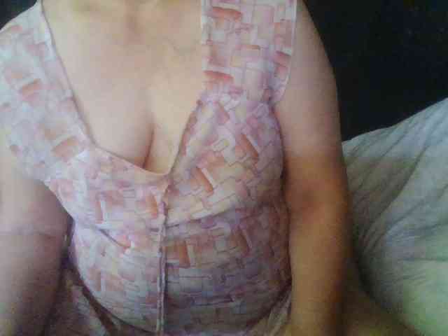 HotSqrt4u webcam