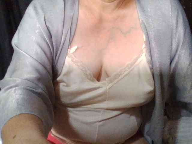 HotSqrt4u webcam