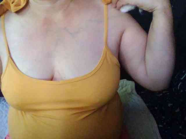HotSqrt4u webcam