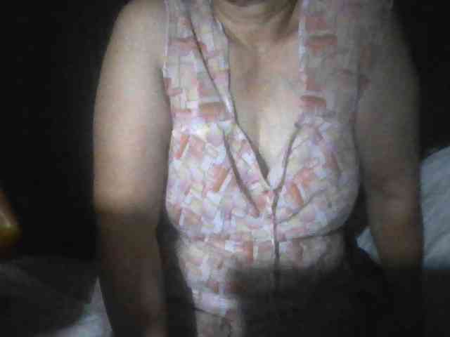 HotSqrt4u webcam