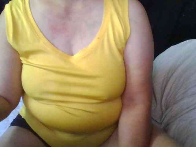 HotSqrt4u webcam