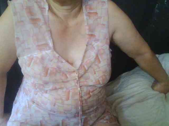 HotSqrt4u webcam