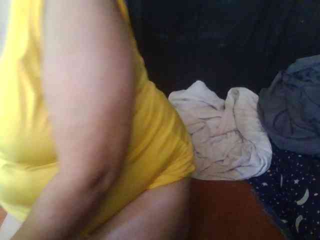 HotSqrt4u webcam