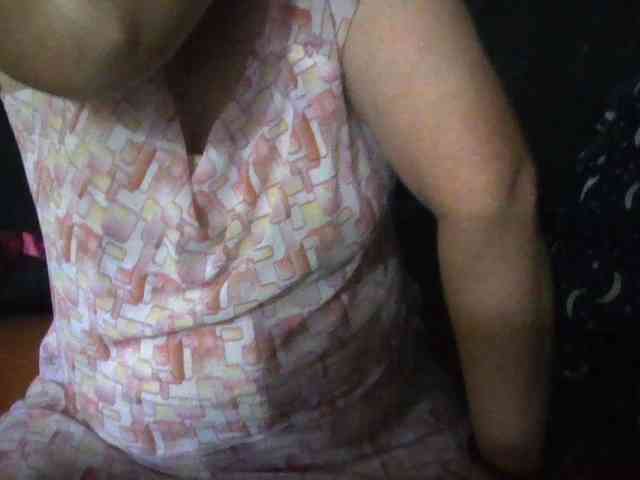 HotSqrt4u webcam
