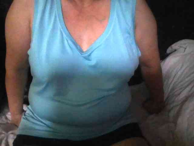 HotSqrt4u webcam