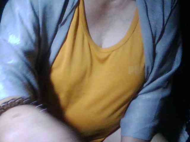 HotSqrt4u webcam