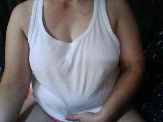 HotSqrt4u webcam