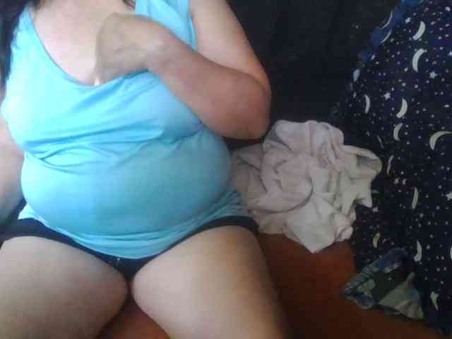 HotSqrt4u webcam