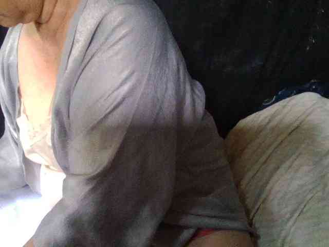 HotSqrt4u webcam