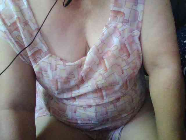 HotSqrt4u webcam