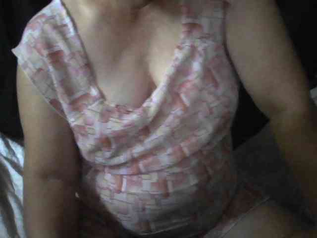 HotSqrt4u webcam