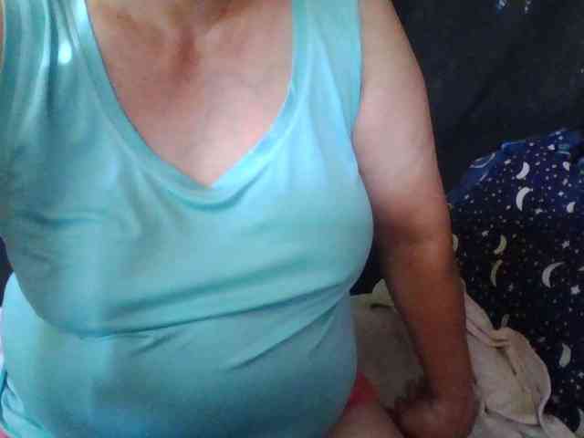 HotSqrt4u webcam
