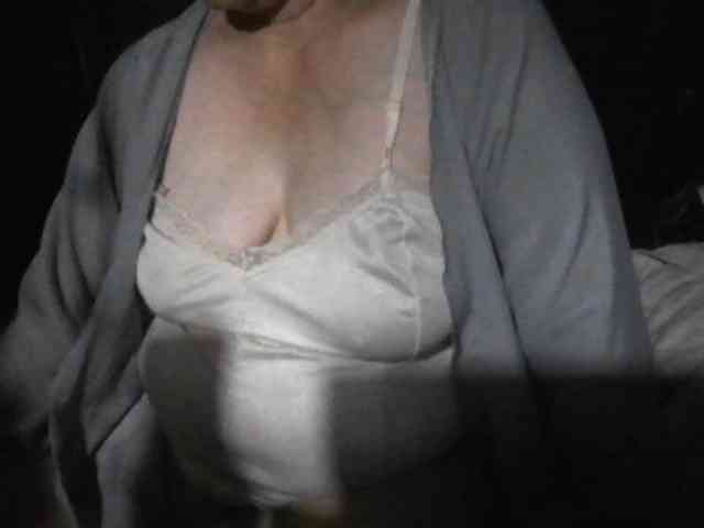 HotSqrt4u webcam