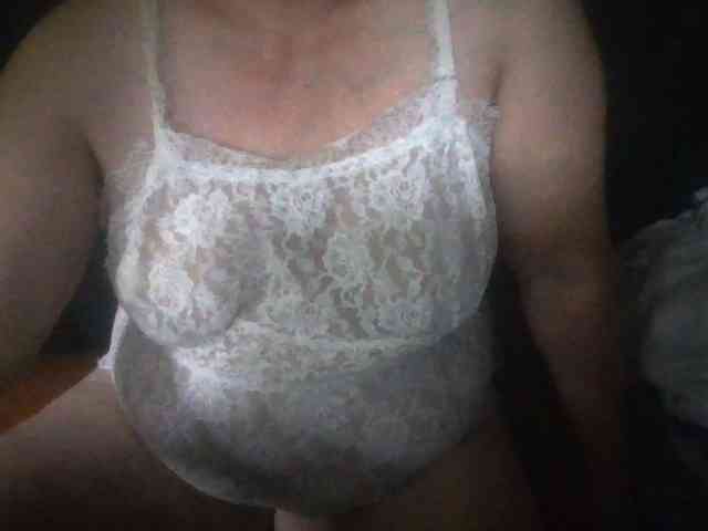 HotSqrt4u webcam