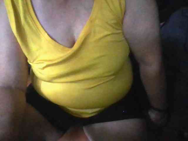 HotSqrt4u webcam