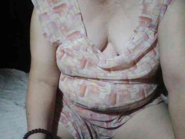 HotSqrt4u webcam