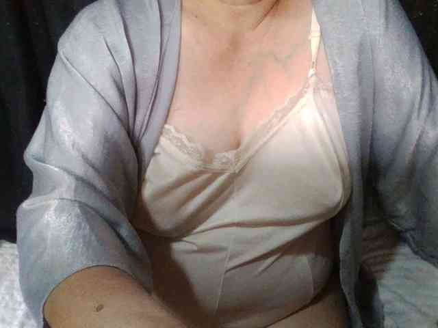 HotSqrt4u webcam