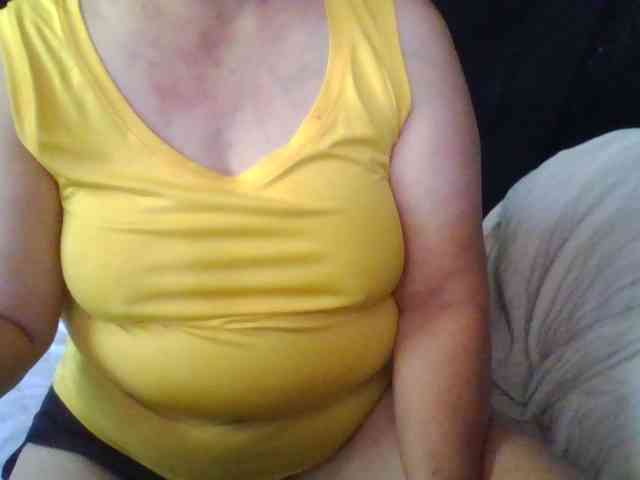 HotSqrt4u webcam