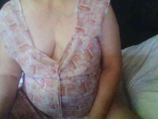 HotSqrt4u webcam