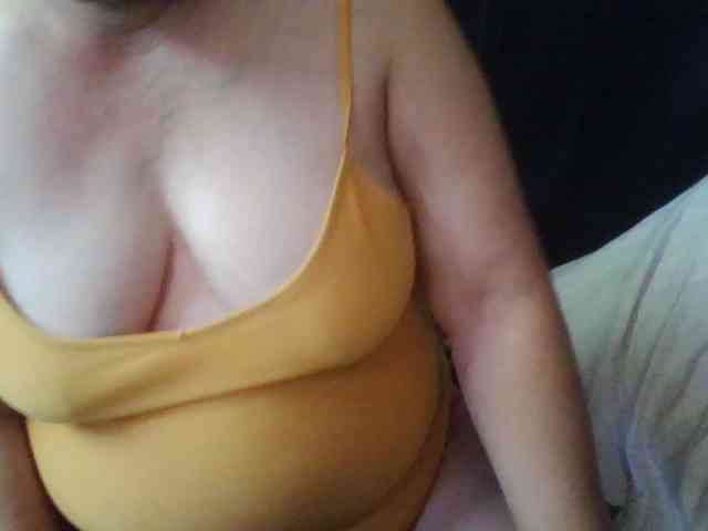 HotSqrt4u webcam