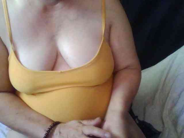 HotSqrt4u webcam