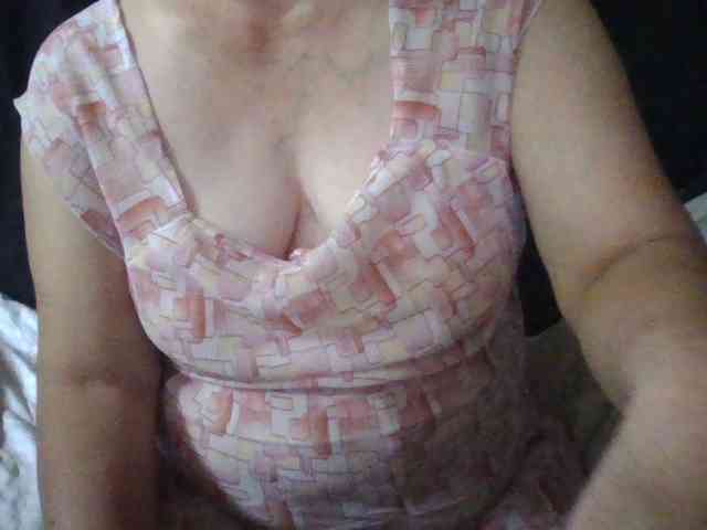 HotSqrt4u webcam
