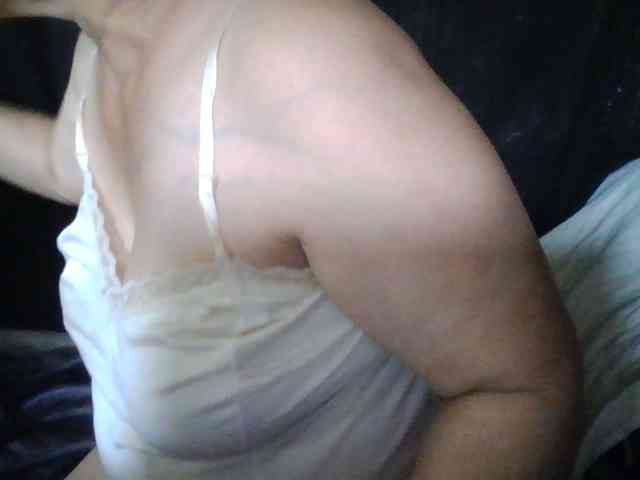 HotSqrt4u webcam